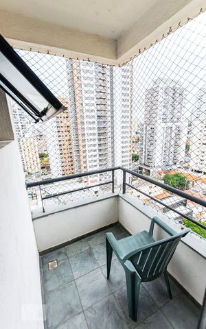 Apartamento à venda com 96m², 3 quartos e 2 vagasQuarto 2 - Varanda