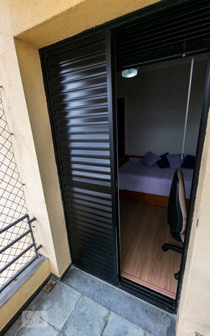 Apartamento à venda com 96m², 3 quartos e 2 vagasQuarto 1 - Varanda