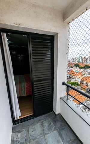 Apartamento à venda com 96m², 3 quartos e 2 vagasQuarto 3 - Suíte/ Varanda