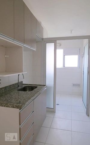 Apartamento à venda com 39m², 1 quarto e 1 vaga Apartamento à venda com 39m², 1 quarto e 1 vagaCozinha - Armários