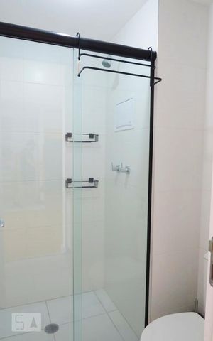 Apartamento à venda com 39m², 1 quarto e 1 vaga Apartamento à venda com 39m², 1 quarto e 1 vagaBanheiro