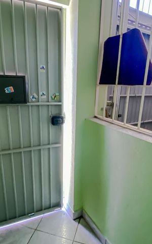 Casa à venda com 280m², 4 quartos e 2 vagasEntrada