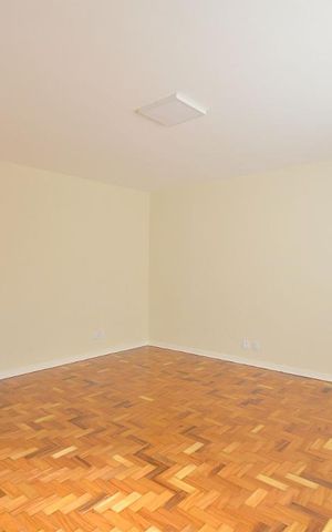 Apartamento para alugar com 100m², 3 quartos e 1 vaga Apartamento para alugar com 100m², 3 quartos e 1 vagaSala