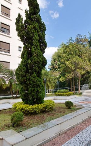 Apartamento para alugar com 100m², 2 quartos e 2 vagas Apartamento para alugar com 100m², 2 quartos e 2 vagasÁrea comum