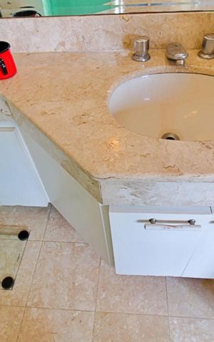Apartamento para alugar com 100m², 2 quartos e 2 vagas Apartamento para alugar com 100m², 2 quartos e 2 vagasBanheiro da Suíte 1
