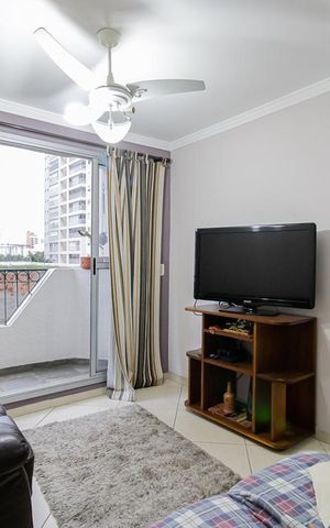 Apartamento à venda com 135m², 2 quartos e 1 vaga Apartamento à venda com 135m², 2 quartos e 1 vagaSala
