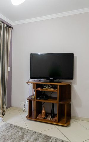 Apartamento à venda com 135m², 2 quartos e 1 vaga Apartamento à venda com 135m², 2 quartos e 1 vagaSala