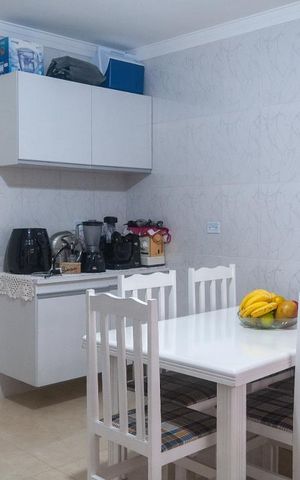 Casa para alugar com 180m², 3 quartos e 2 vagas Casa para alugar com 180m², 3 quartos e 2 vagasCozinha