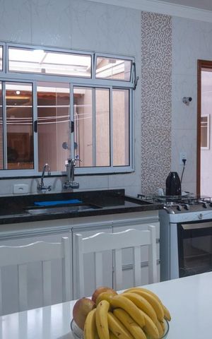 Casa para alugar com 180m², 3 quartos e 2 vagas Casa para alugar com 180m², 3 quartos e 2 vagasCozinha
