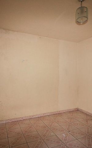 Casa à venda com 150m², 5 quartos e 3 vagasQuarto Casa 1