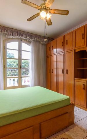 Casa para alugar com 201m², 4 quartos e 4 vagas Casa para alugar com 201m², 4 quartos e 4 vagasQuarto 1