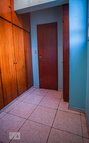 Apartamento para alugar com 100m², 3 quartos e 1 vaga Apartamento para alugar com 100m², 3 quartos e 1 vagaQuarto de Serviço