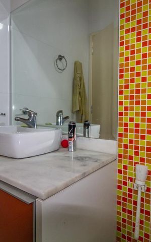 Casa à venda com 180m², 3 quartos e 4 vagas Casa à venda com 180m², 3 quartos e 4 vagasBanheiro Suíte Quarto 1