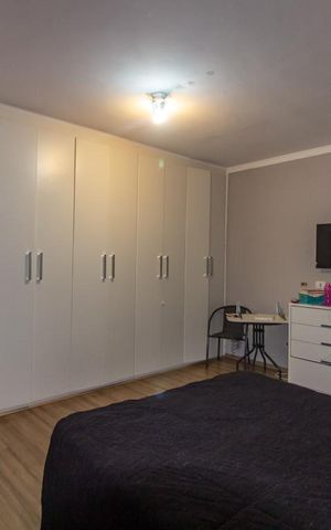 Casa à venda com 180m², 3 quartos e 4 vagas Casa à venda com 180m², 3 quartos e 4 vagasQuarto Suíte 2