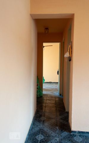 Apartamento à venda com 60m², 2 quartos e 1 vaga Apartamento à venda com 60m², 2 quartos e 1 vagaCorredor