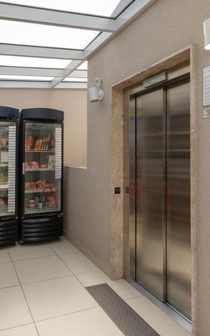 Apartamento à venda com 47m², 2 quartos e 1 vagaMini-mercado