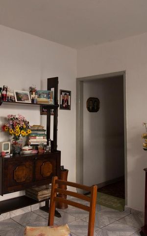 Casa à venda com 290m², 2 quartos e 7 vagas Casa à venda com 290m², 2 quartos e 7 vagasSala