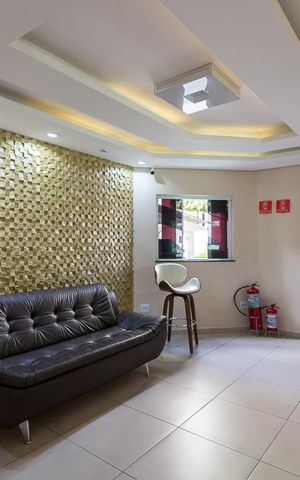 Apartamento à venda com 52m², 2 quartos e 1 vagaHall de entrada do condomínio
