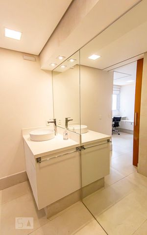 Apartamento à venda com 55m², 1 quarto e 1 vagaBanheiro