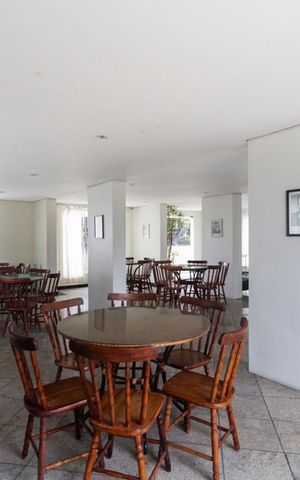 Apartamento à venda com 220m², 4 quartos e 3 vagas Apartamento à venda com 220m², 4 quartos e 3 vagasSalão de Festas