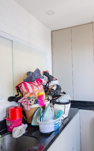 Apartamento à venda com 220m², 4 quartos e 3 vagas Apartamento à venda com 220m², 4 quartos e 3 vagasLavanderia