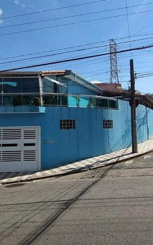 Casa à venda com 190m², 3 quartos e 3 vagas