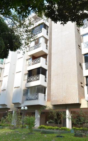 Apartamento para alugar com 64m², 2 quartos e 1 vagaFachada