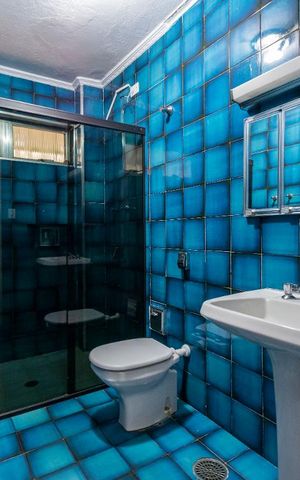 Casa à venda com 200m², 3 quartos e 3 vagasBanheiro 1