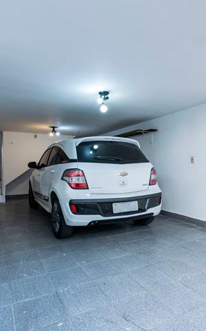 Casa à venda com 200m², 3 quartos e 3 vagasGaragem
