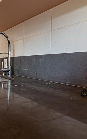 Apartamento à venda com 45m², 2 quartos e 1 vaga Apartamento à venda com 45m², 2 quartos e 1 vagaCozinha - Torneira