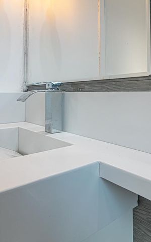 Apartamento à venda com 45m², 2 quartos e 1 vaga Apartamento à venda com 45m², 2 quartos e 1 vagaBanheiro
