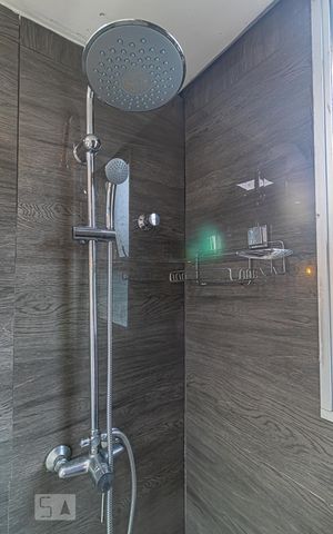 Apartamento à venda com 45m², 2 quartos e 1 vaga Apartamento à venda com 45m², 2 quartos e 1 vagaBanheiro