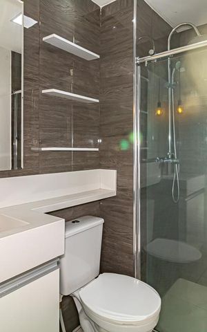 Apartamento à venda com 45m², 2 quartos e 1 vaga Apartamento à venda com 45m², 2 quartos e 1 vagaBanheiro