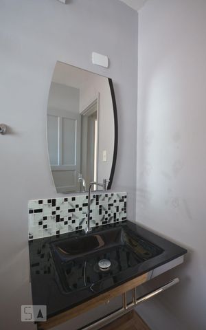 Apartamento à venda com 37m², 1 quarto e sem vaga Apartamento à venda com 37m², 1 quarto e sem vagaBanheiro