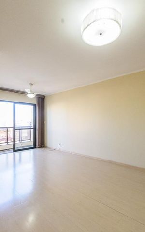 Apartamento à venda com 100m², 3 quartos e 1 vaga Apartamento à venda com 100m², 3 quartos e 1 vagaSala