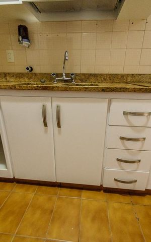 Apartamento à venda com 100m², 3 quartos e 1 vaga Apartamento à venda com 100m², 3 quartos e 1 vagaCozinha