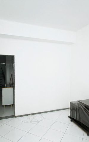 Apartamento para alugar com 74m², 2 quartos e sem vagaSala