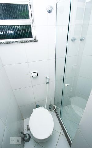 Apartamento para alugar com 74m², 2 quartos e sem vagaBanheiro Corredor