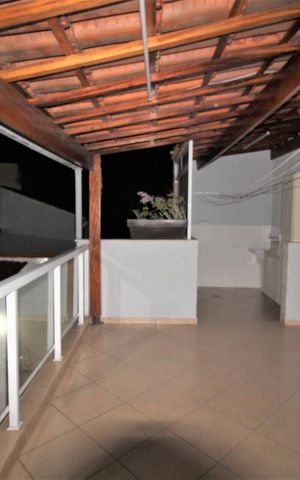 Casa à venda com 200m², 2 quartos e 2 vagasVaranda Suite 2