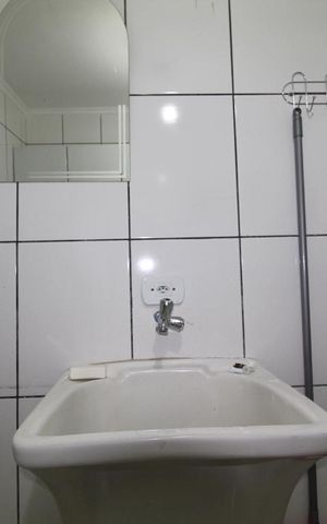 Casa à venda com 200m², 2 quartos e 2 vagasArea serviço