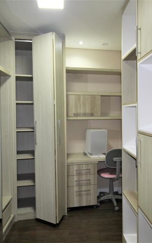 Casa à venda com 200m², 2 quartos e 2 vagasCloset Suite 2