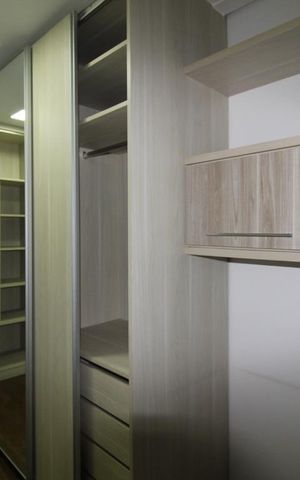 Casa à venda com 200m², 2 quartos e 2 vagasCloset Suite 1
