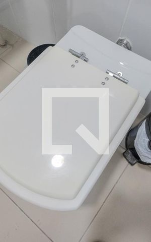 Studio à venda com 32m², 1 quarto e 1 vaga Studio à venda com 32m², 1 quarto e 1 vagaBanheiro