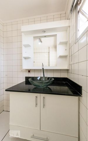 Apartamento à venda com 45m², 1 quarto e 1 vaga Apartamento à venda com 45m², 1 quarto e 1 vagaBanheiro