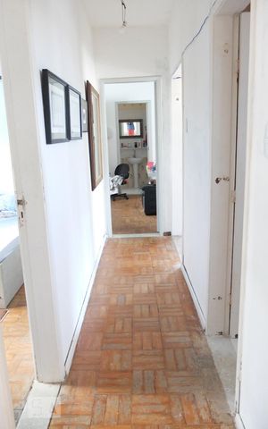 Apartamento para alugar com 130m², 3 quartos e sem vagaCorredor