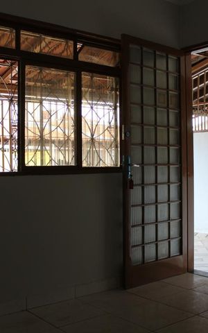 Casa para alugar com 90m², 2 quartos e 1 vagaSala