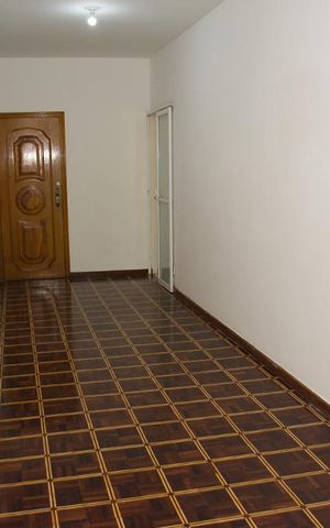 Apartamento à venda com 100m², 3 quartos e 2 vagasSala