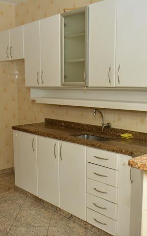 Apartamento à venda com 100m², 3 quartos e 2 vagasCozinha