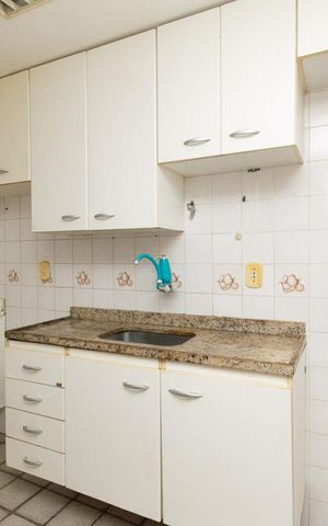 Apartamento para alugar com 65m², 2 quartos e 1 vagaCOZINHA