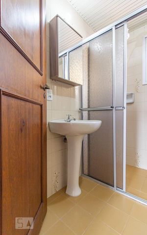 Apartamento para alugar com 90m², 2 quartos e 1 vaga Apartamento para alugar com 90m², 2 quartos e 1 vagaBanheiro